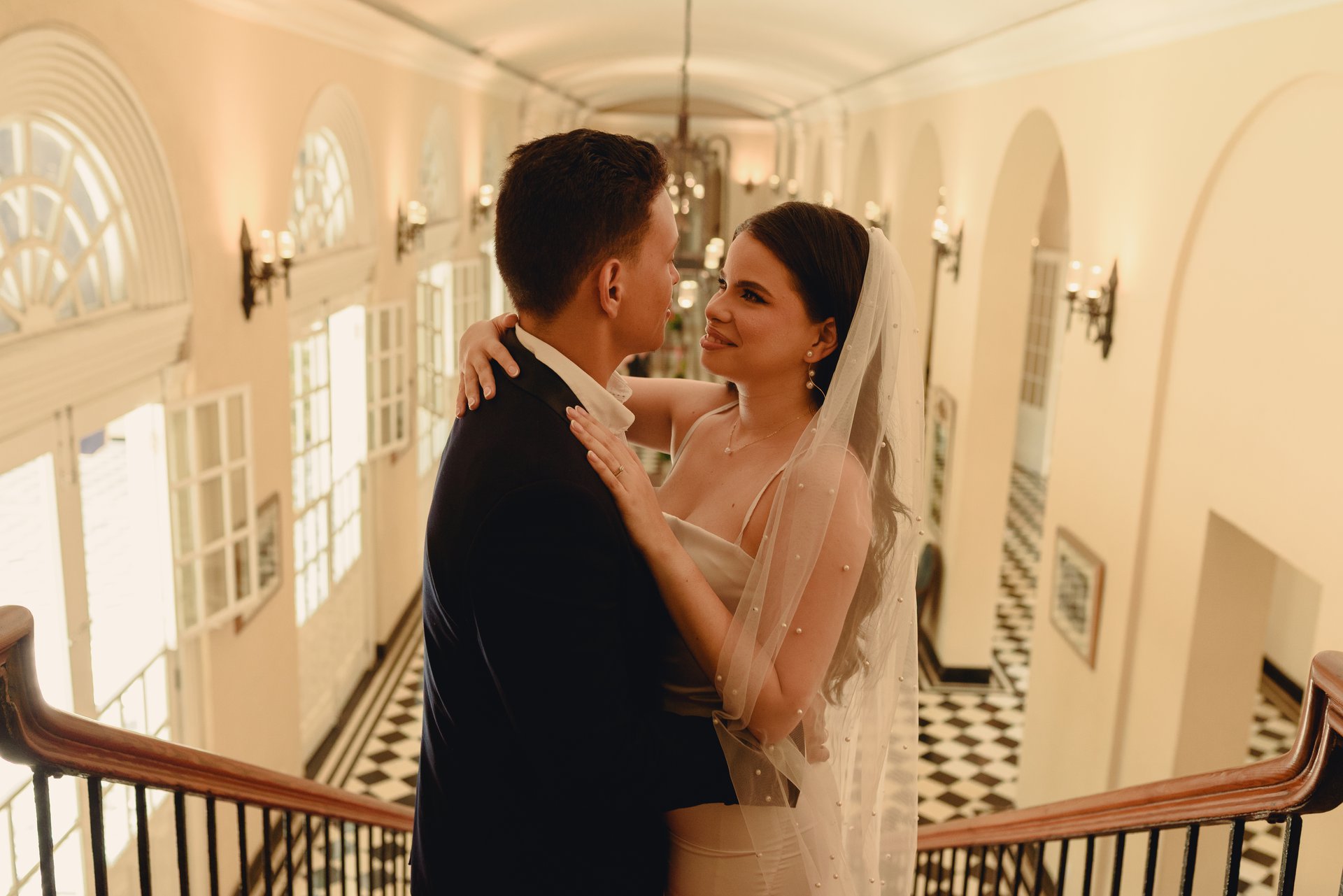 Enrique & María - Nuestros Momentos