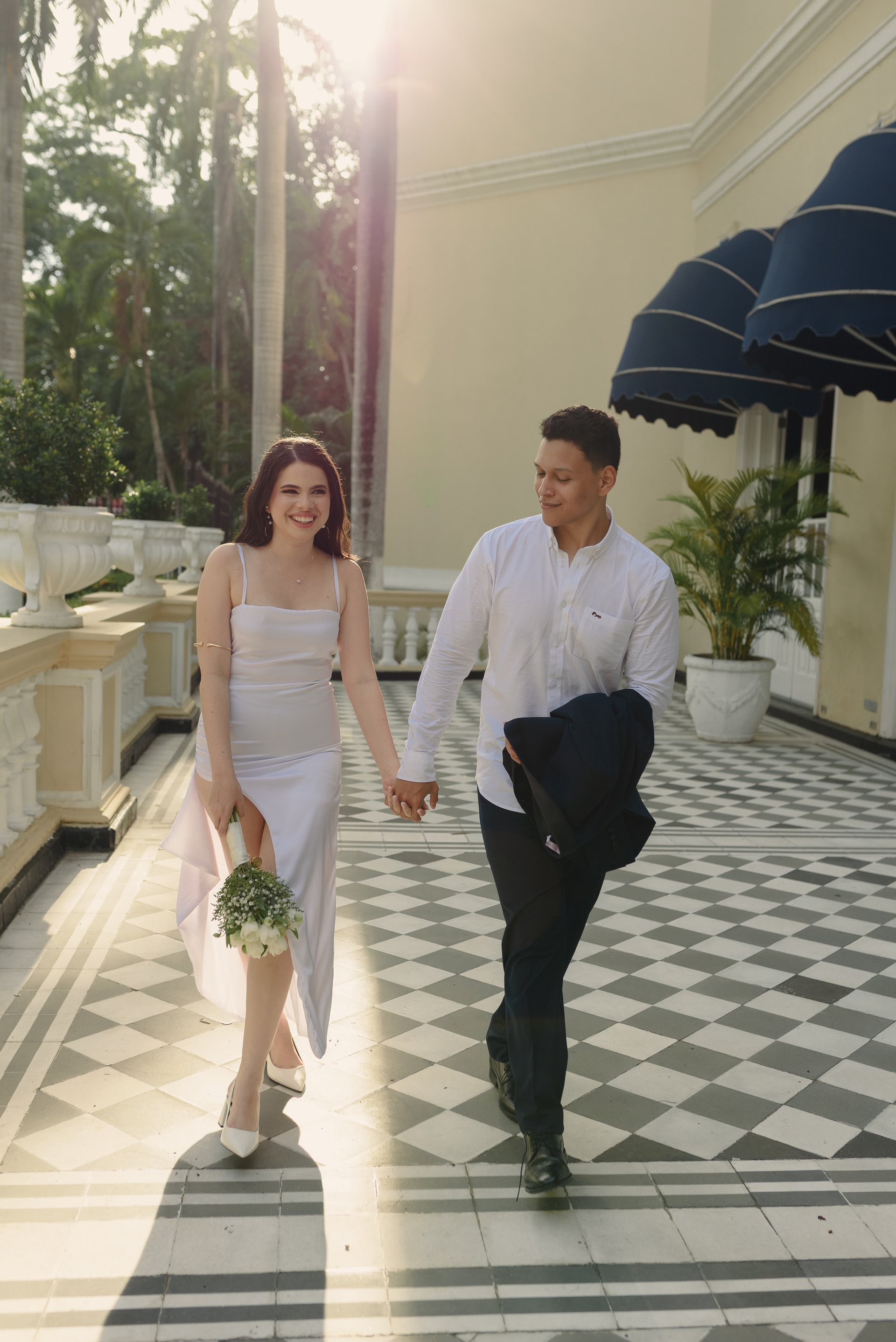 Enrique & María - Nuestros Momentos