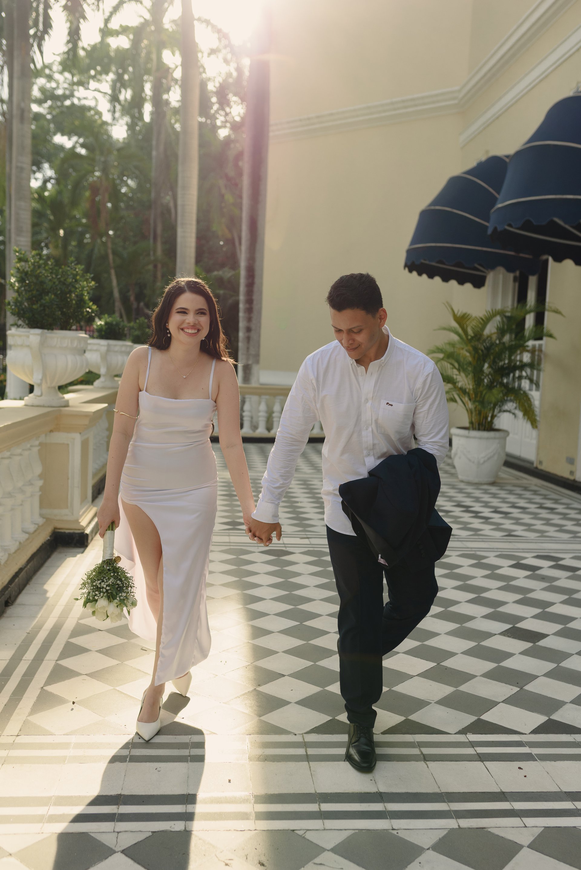 Enrique & María - Nuestros Momentos